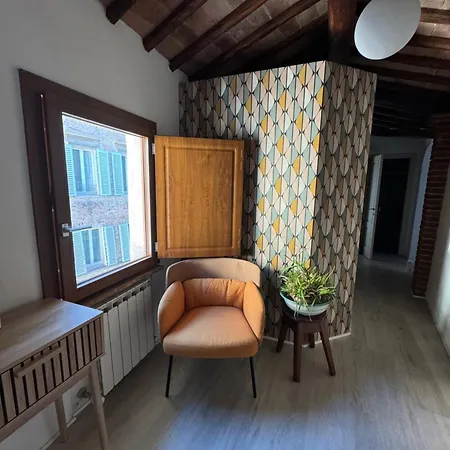 Teresa 91, Incantevole Vista Duomo Apartment Siena
